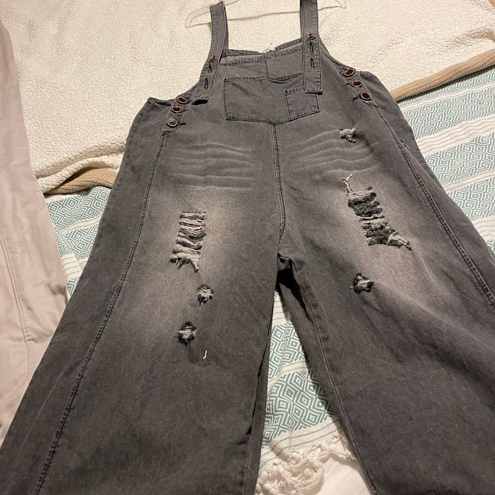 Funky Overalls - Picture 3 of 4